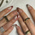 Kunstvolle Nagelkunst mit geometrischen Mustern Brehn