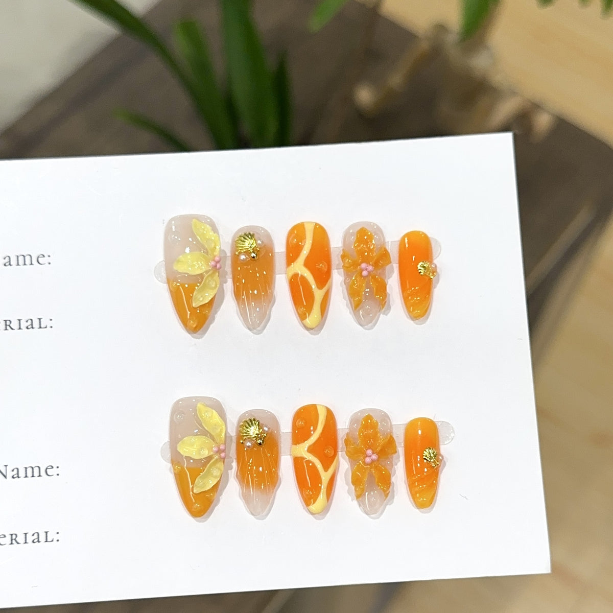 Künstlerisches florales Design Press-On Nagelset