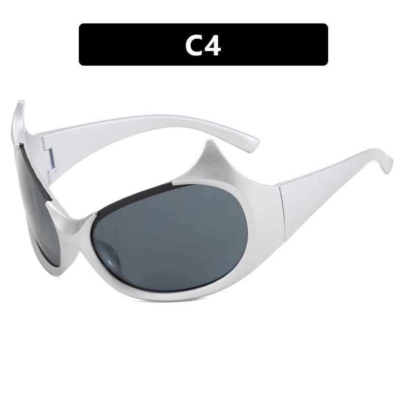 Damen futuristische Sonnenbrille mit stylischem Design und schützendem UV-Filter Brehn
