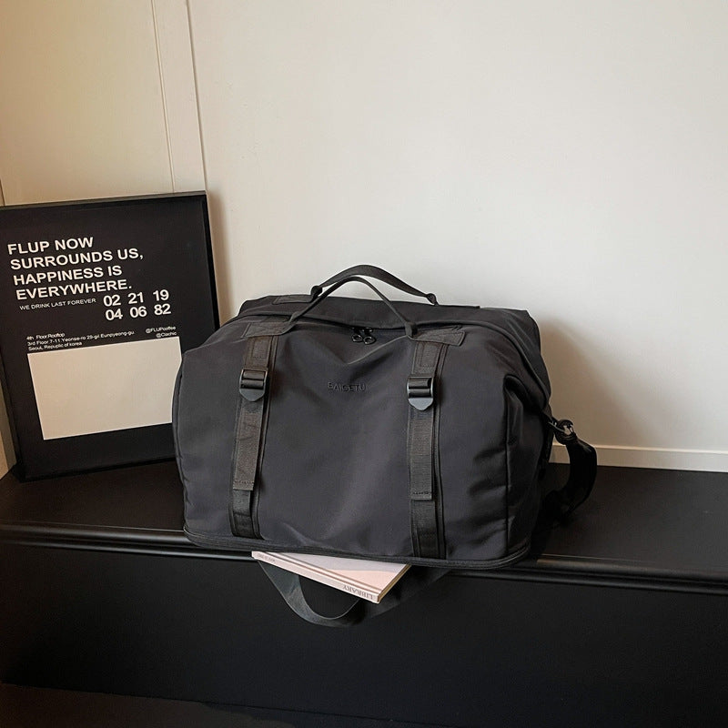 Geräumige Fitness-Wochenend-Duffel-Tasche Brehn