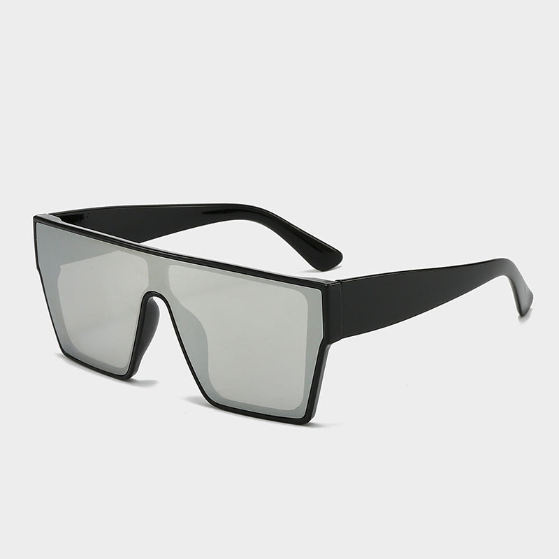 Damen modische Sonnenbrille mit angularen Gläsern Brehn