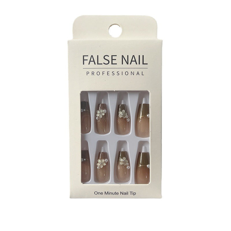 kunstvolle Nagelspitzen Brehn