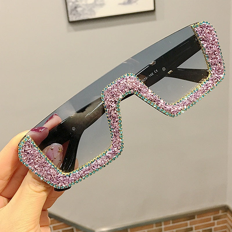 Damen elegante Glitzer-Sonnenbrille mit markantem Rahmen Brehn