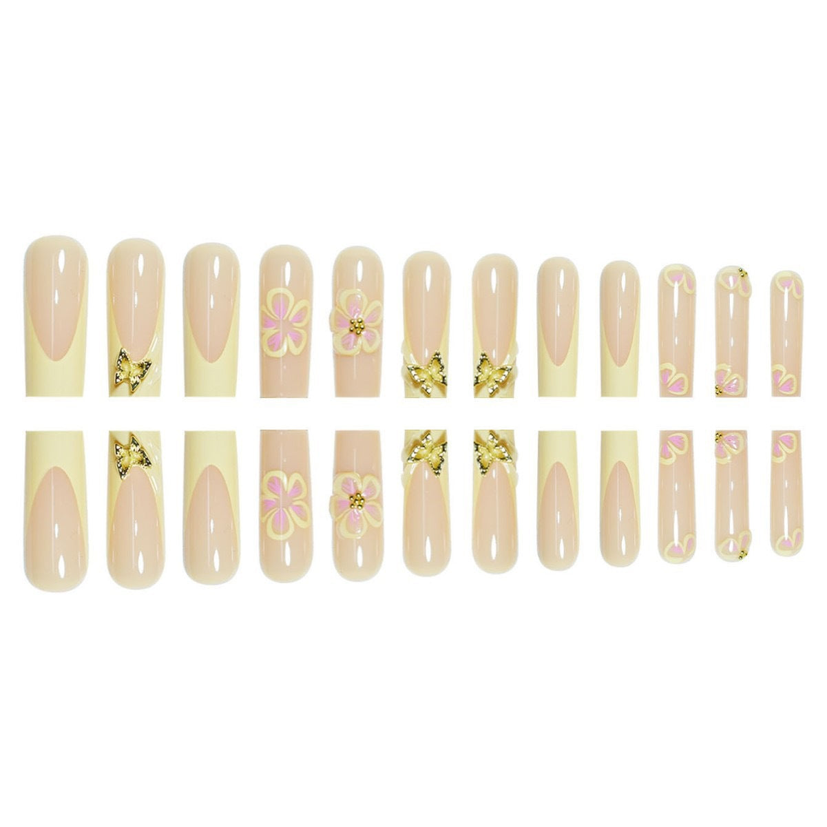 Dekorative Nagelverzierungen mit floralen Akzenten Brehn