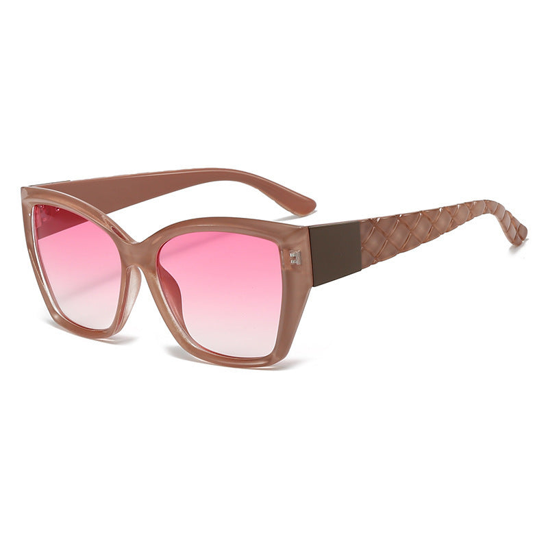 Damen Oversized Cat-Eye Sonnenbrille mit stylishen Akzenten Brehn