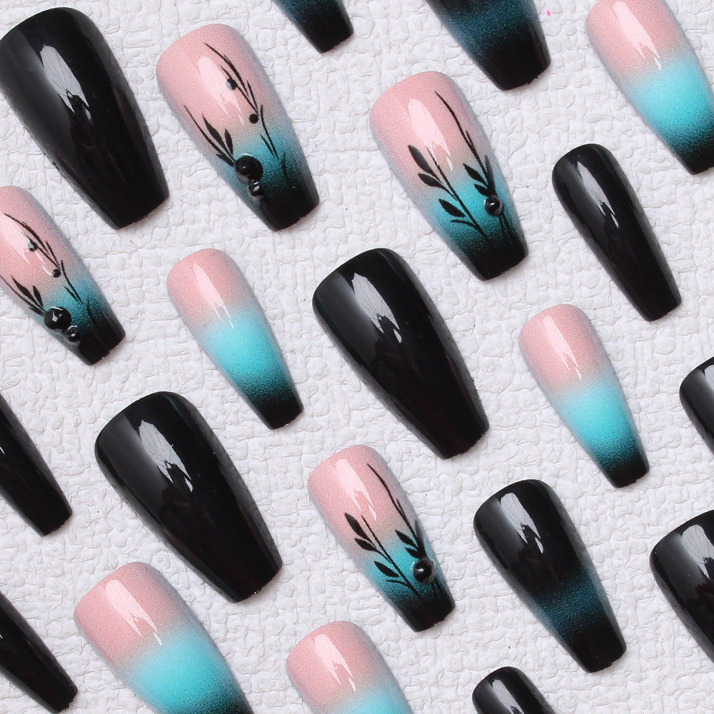 Ombre Press-On-Nagelkunst mit floralem Design Brehn