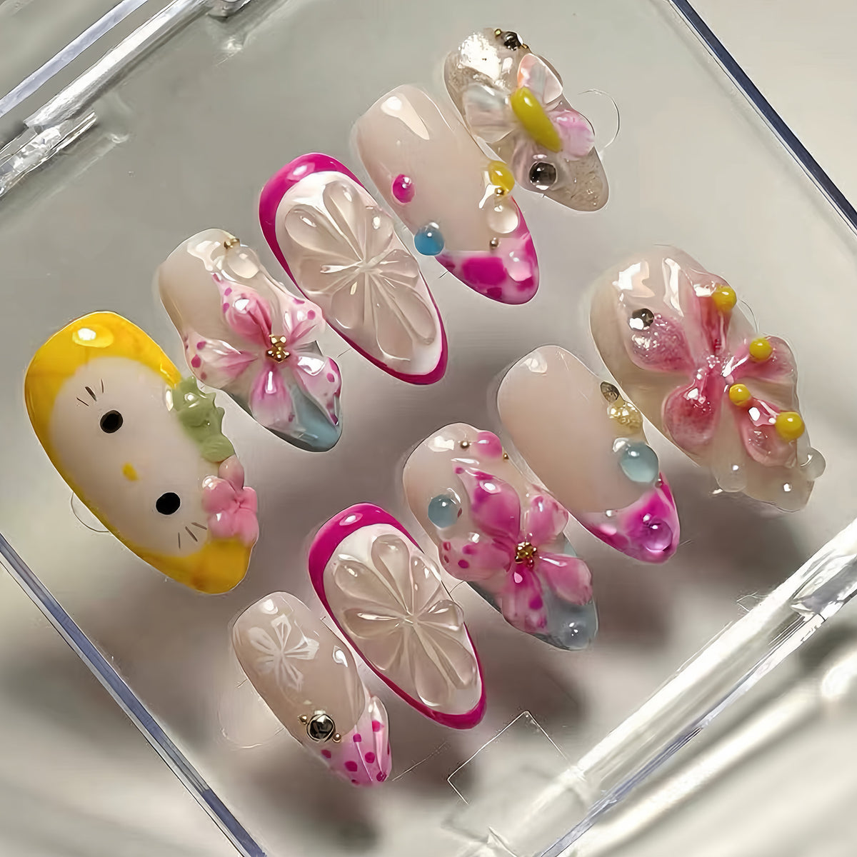 Kreatives dekoratives Press-On-Nagelkunst-Set Brehn