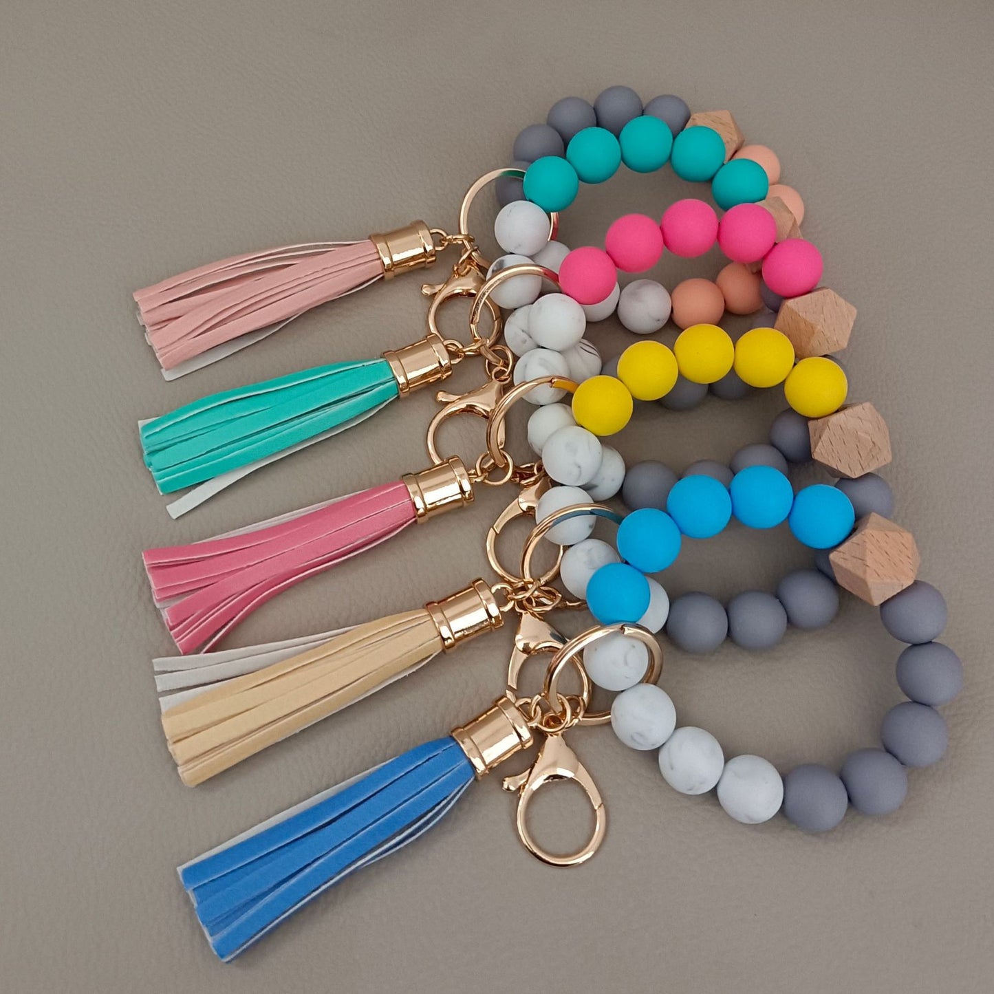 Stylische Schlüsselanhänger-Armband Brehn