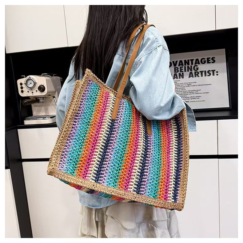 Multifunktionale Bast-Strandtasche Brehn