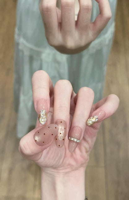 Dekoratives Press-On Nageldesign-Set