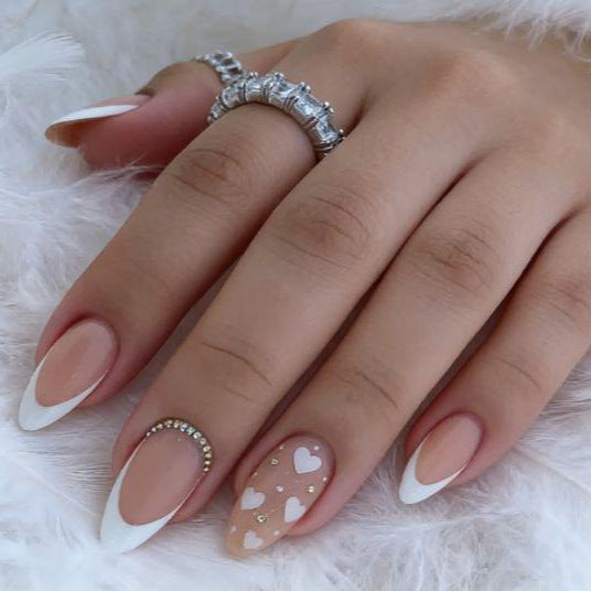 Herz-verzierte Gel-Nagelkunst-Set Brehn