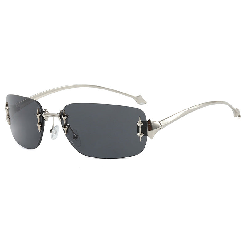 Damen Designer-Sonnenbrille mit aufwändigen Verzierungen Brehn