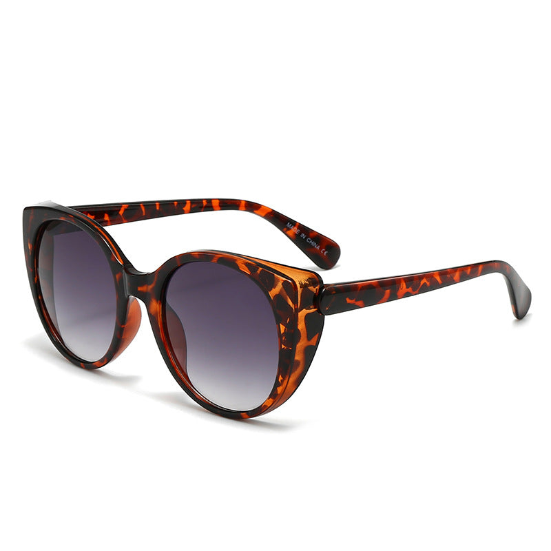 Damen Cat-Eye Sonnenbrille mit hochwertigem Kunststoffrahmen und schützenden Gläsern Brehn