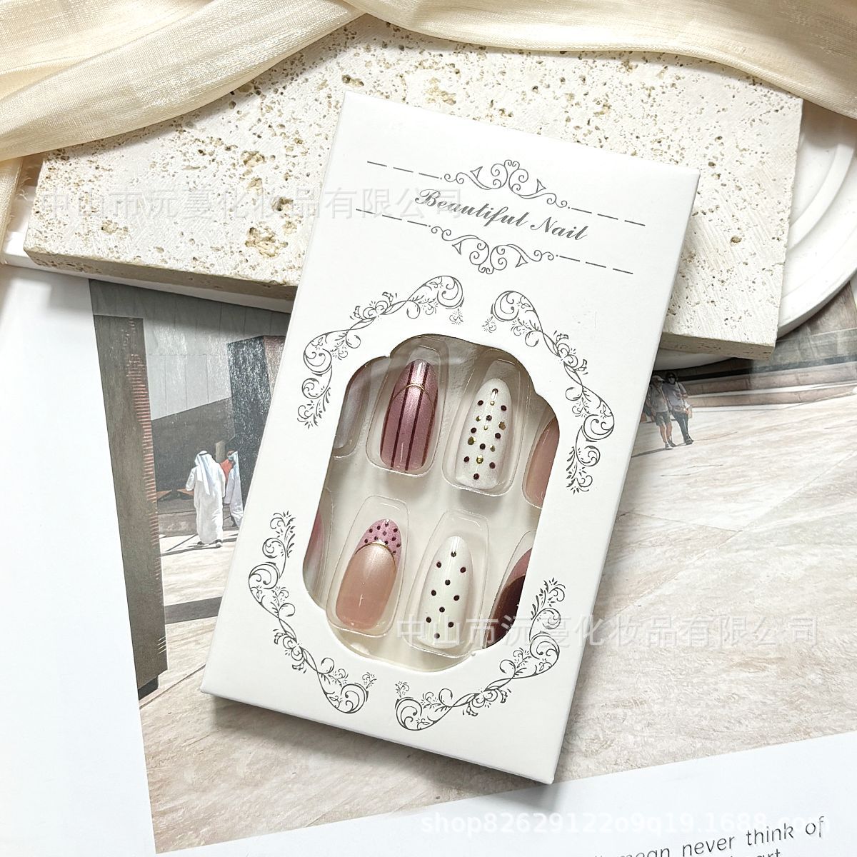 Elegantes Press-On-Nageldesign-Set Brehn