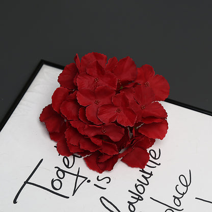 Elegante dekorative Blumenarrangement