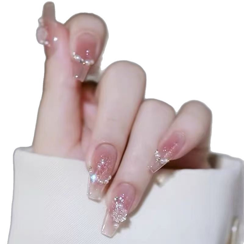 Kunstnägel mit Elegantem Farbverlauf und Glitzerakzenten Brehn