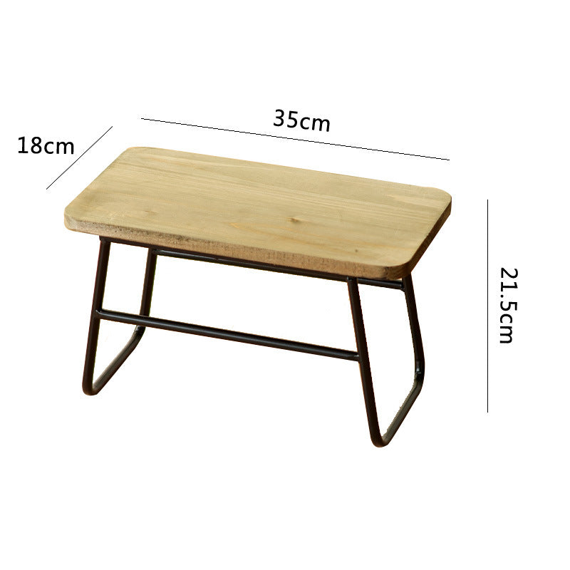 Moderner Couchtisch im minimalistischen Design Brehn
