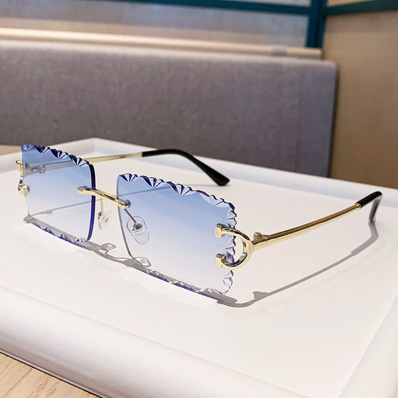 Damen modische Sonnenbrille mit verspieltem Rahmen Brehn