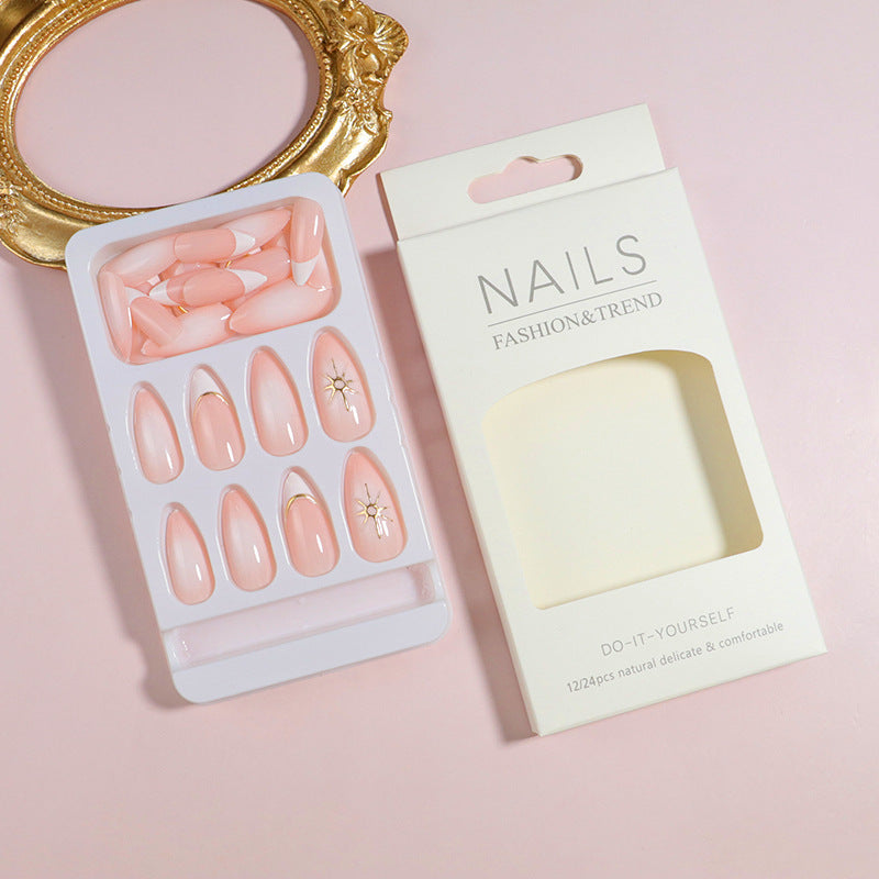 Premium Press-On Nail Set mit dekorativen Akzenten Brehn