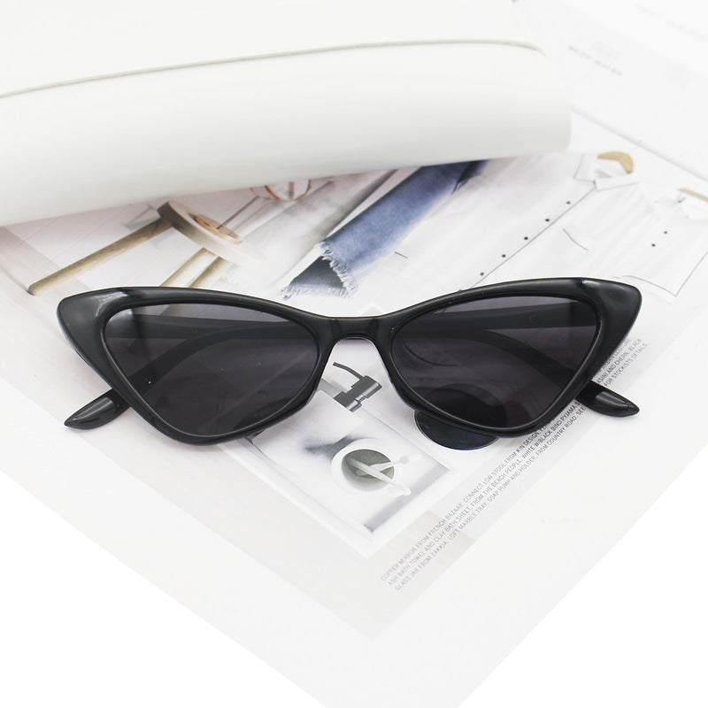 Damen Cat-Eye Sonnenbrille mit sorgfältig gestaltetem Rahmen Brehn