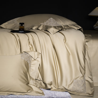 Luxuriöses Baumwollsatin-Bettwäsche-Set mit feiner Spitzenstickerei