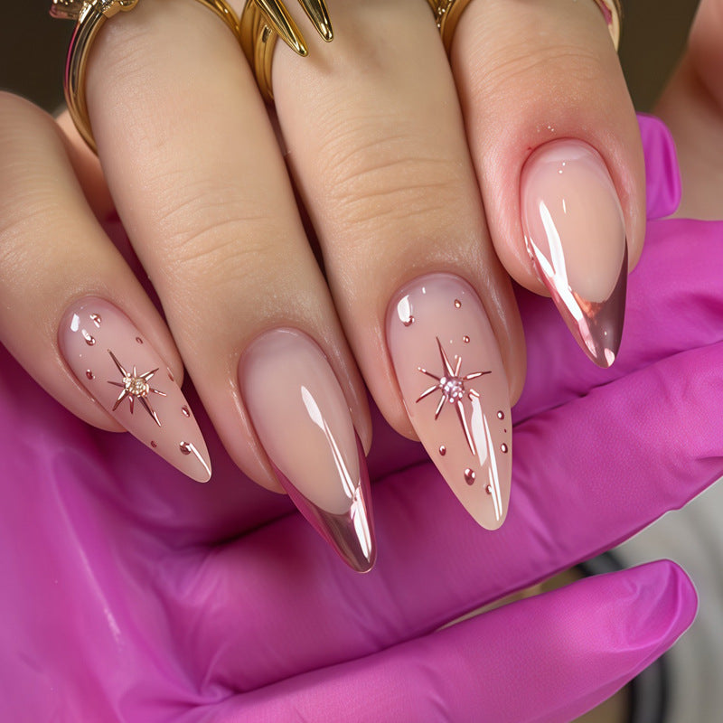 Elegantes Stiletto Press-On Nagelset mit Sternakzenten Brehn
