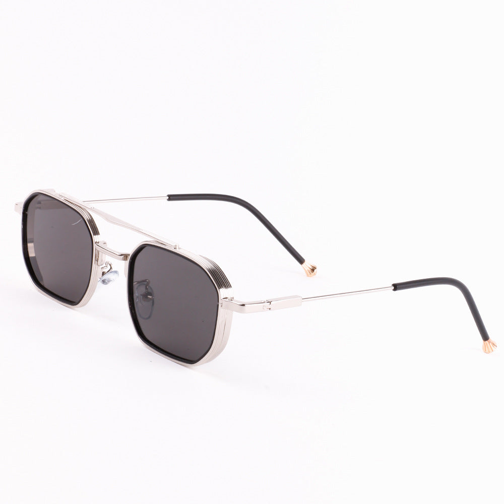 Damen Sonnenbrille mit elegantem, geometrischem Design und hochwertigen Gläsern Brehn