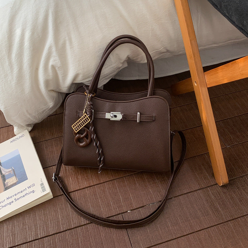 Elegante handgefertigte strukturierte Handtasche