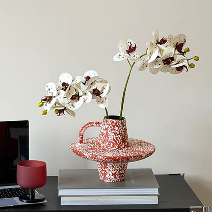Künstlerische abstrakte Vase