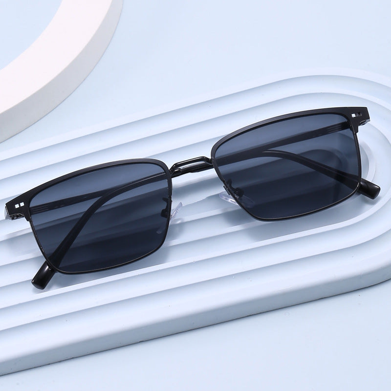 Damen elegante quadratische Brille mit feinem Metallrahmen Brehn