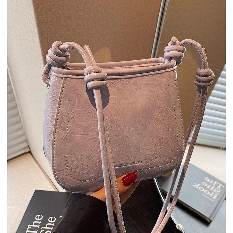 Zeitgenössische Knotengriff-Handtasche Brehn