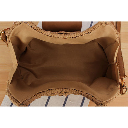 Elegante Korbtasche mit Einzigartigem Verschluss Brehn