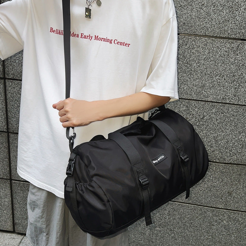 Sportliche Multifunktionale Reisetasche mit Ergonomischen Tragriemen Brehn