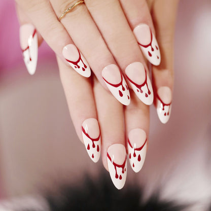 Kunstvolle Nagelverlängerungen mit kreativen Augen-Design Brehn