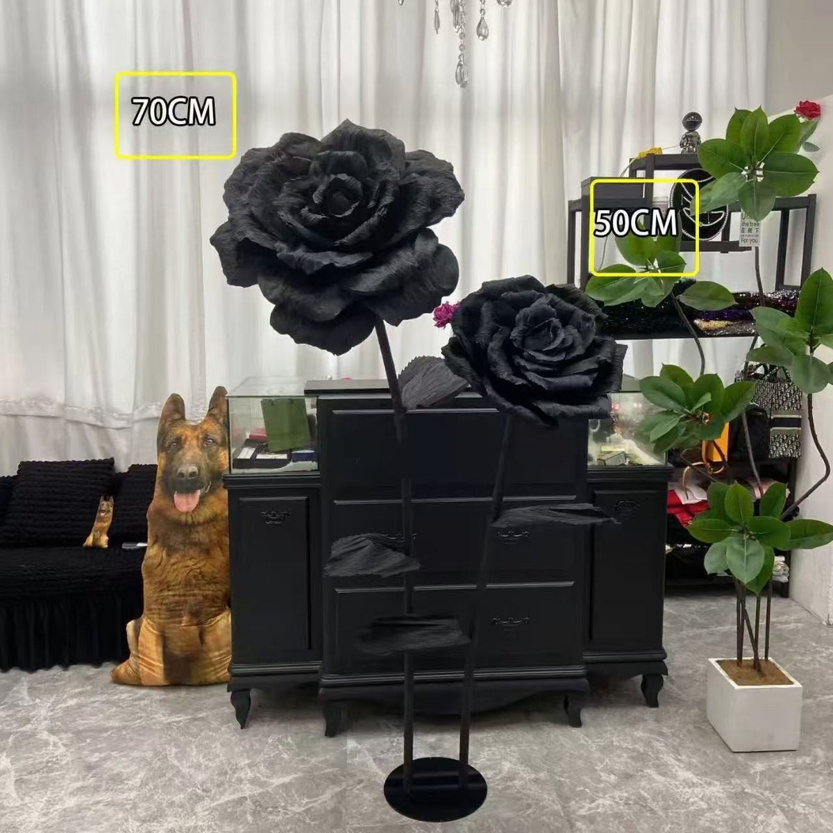 Lebensechte schwarze Rose Dekorationsskulptur