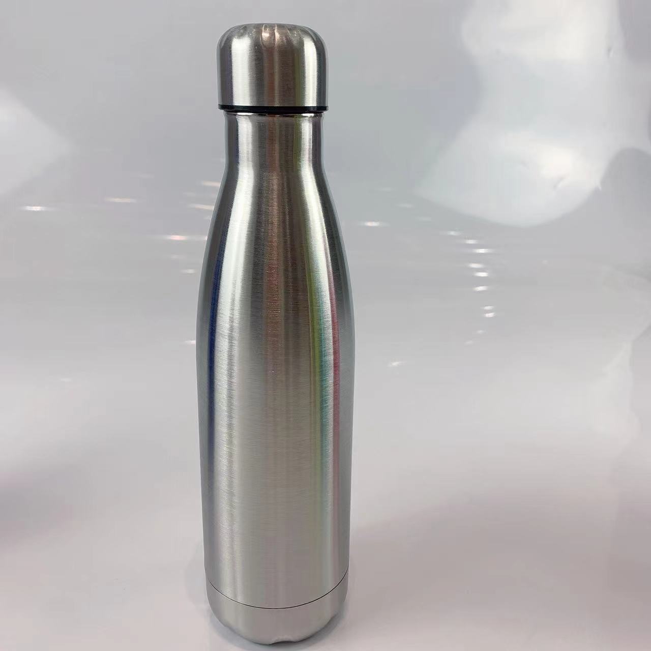 Isolierte Edelstahl-Wasserflasche Brehn