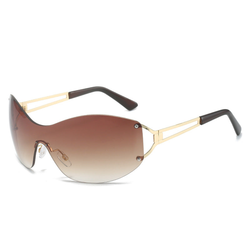 Futuristische Ultra-Wrap Sonnenbrille mit metallischen Akzenten Brehn