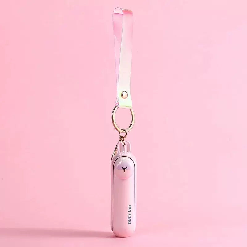 Unisex Einheitsgröße wiederaufladbarer Schlüsselanhänger Handheld Mini-Fan mit Handgelenkschlaufe und neuartigem Frosch Charm Brehn