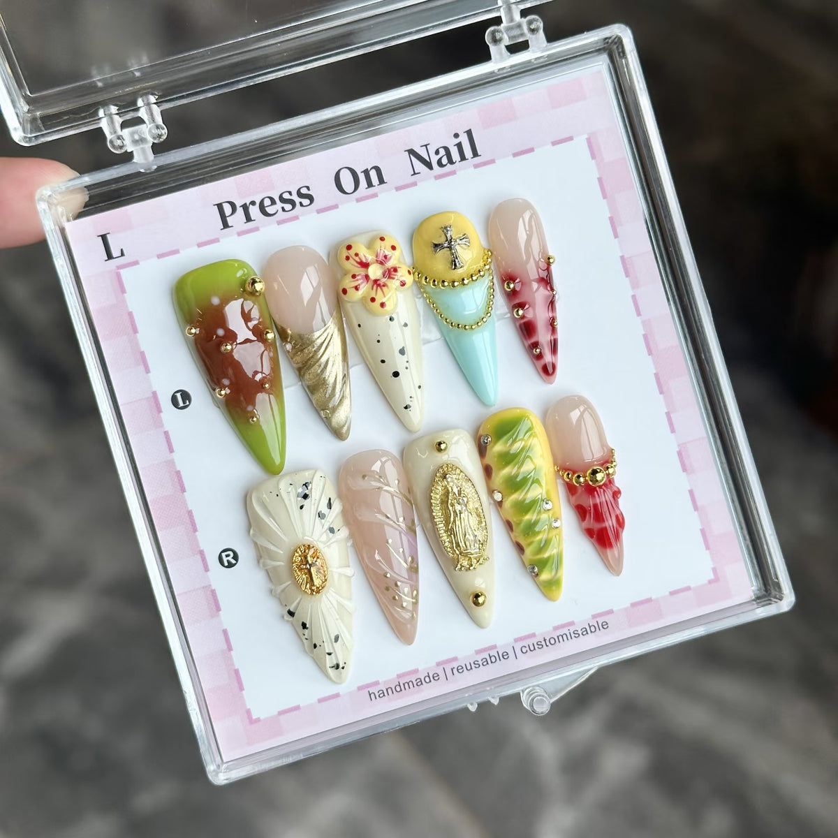 Künstlerisches handgefertigtes Press-On-Nagelset