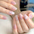 Elegantes Press-On-Nageldesign Brehn