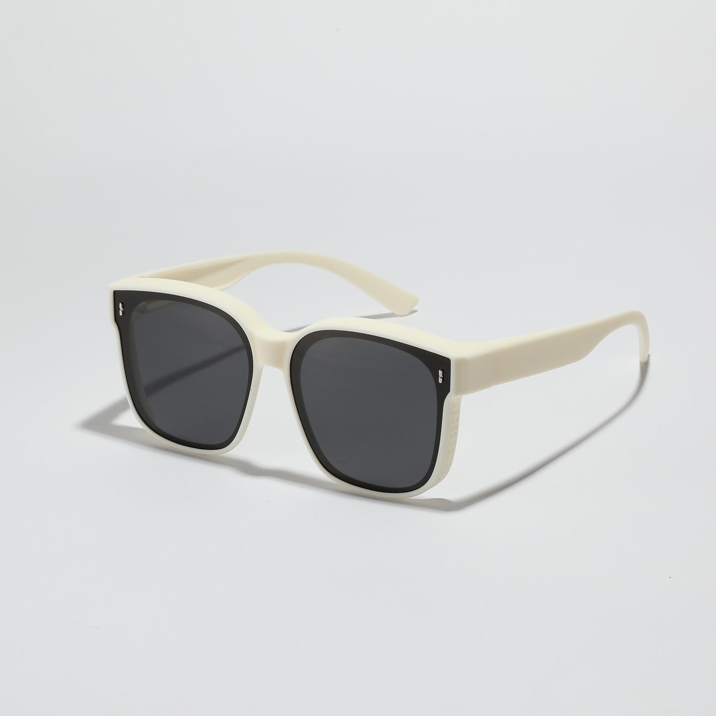Damen quadratische Sonnenbrille mit modernem, hochglänzendem Rahmen und UV-Schutz Brehn