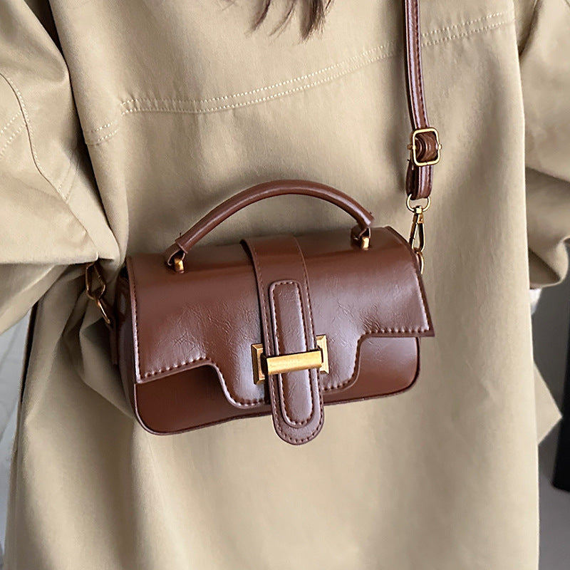 Kompakte stilvolle Handtasche  1790616953