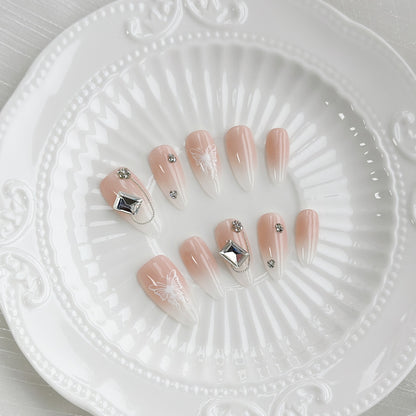 Künstlerisches Schmetterlingsdesign Press-On Nagelset