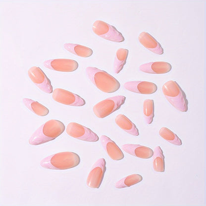 Kunstnagelset mit eleganten Spitzen und filigranem Design Brehn