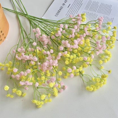 Dekorativer Floralstielstrauß für die Heimdekoration