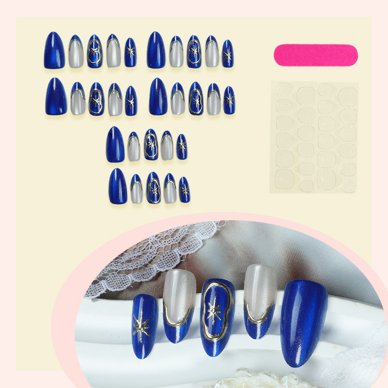 Künstlerisches Press-On Nagelset mit eleganten Stern Designs Brehn