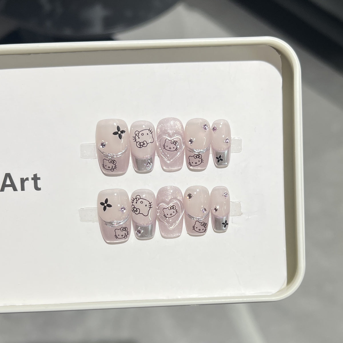 Themen-Press-On-Nail-Art Brehn