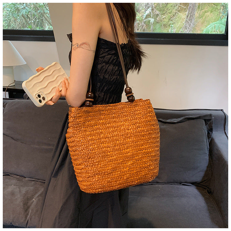 Elegante Geflochtene Tasche mit Lederdetails Brehn