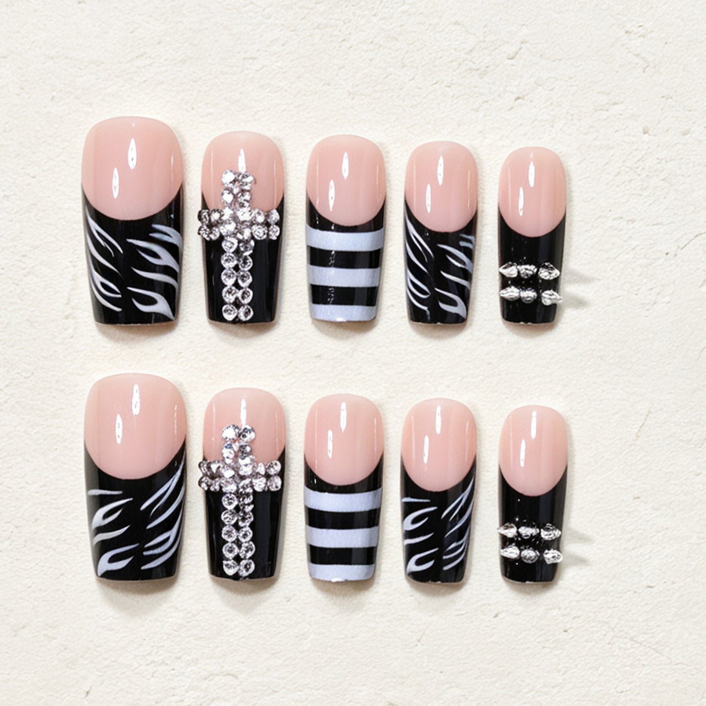 Glamouröses Stiletto Nageldesign Brehn