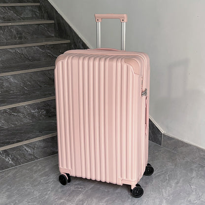Robuster Hartschalenkoffer mit mehreren Fächern